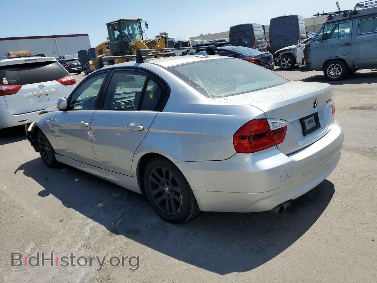2006 BMW 3 SERIES - VIN: WBAVB13566KR58759 - Фото 2