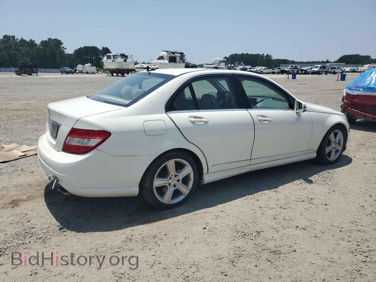 2011 MERCEDES-BENZ C-CLASS - VIN: WDDGF5EB8BR185097 - Фото 3