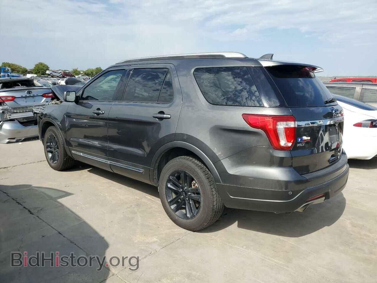 2018 FORD EXPLORER - VIN: 1FM5K7D87JGB30404 - Photo 2