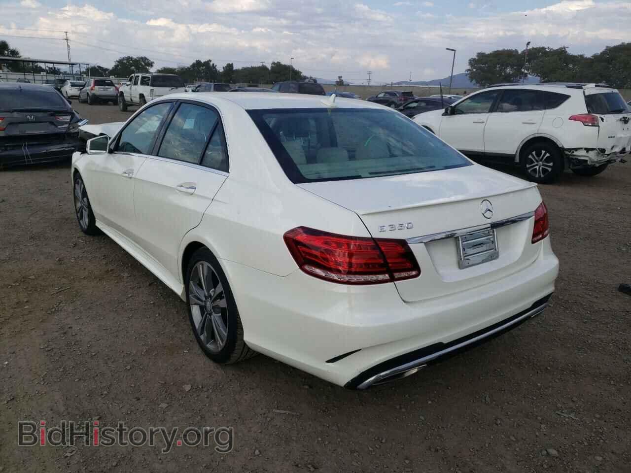 2014 MERCEDES-BENZ E-CLASS - VIN: WDDHF5KB8EA986480 - Фото 3
