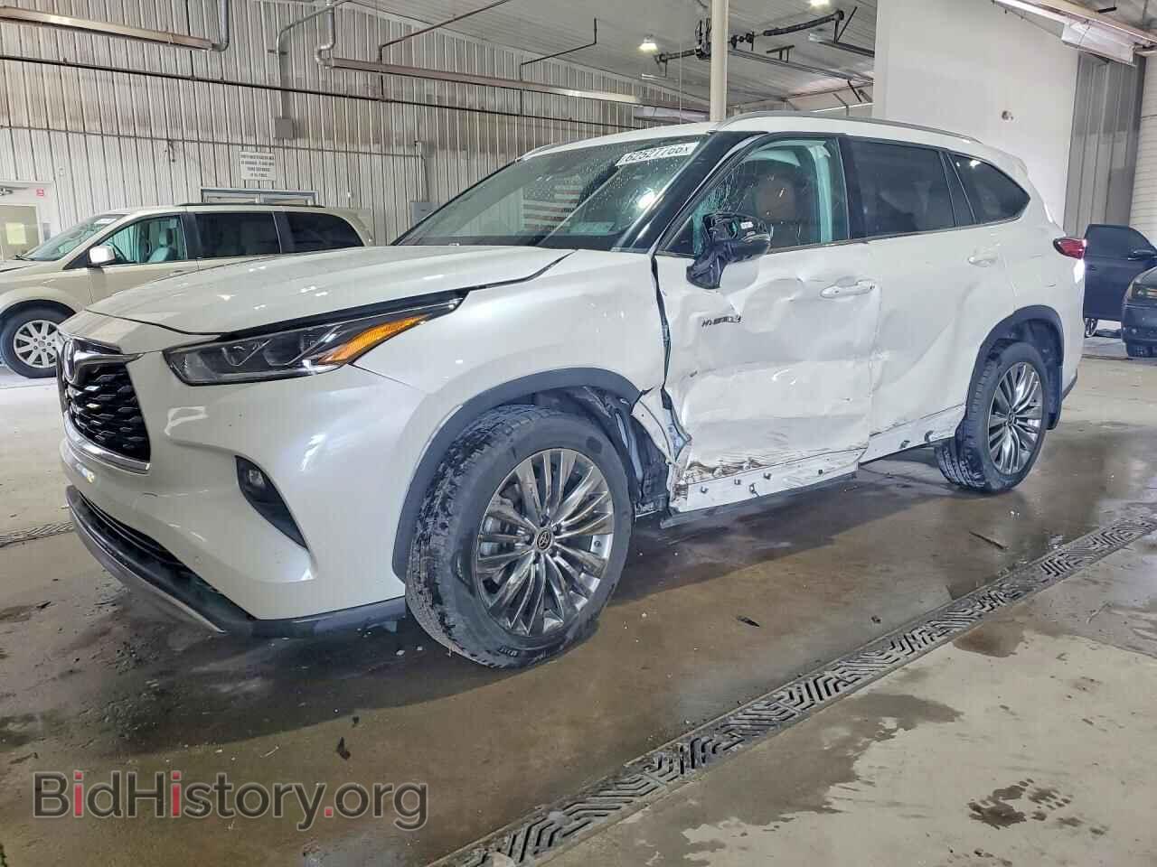 Фотография 5TDEBRCH2MS051802 - TOYOTA HIGHLANDER 2021