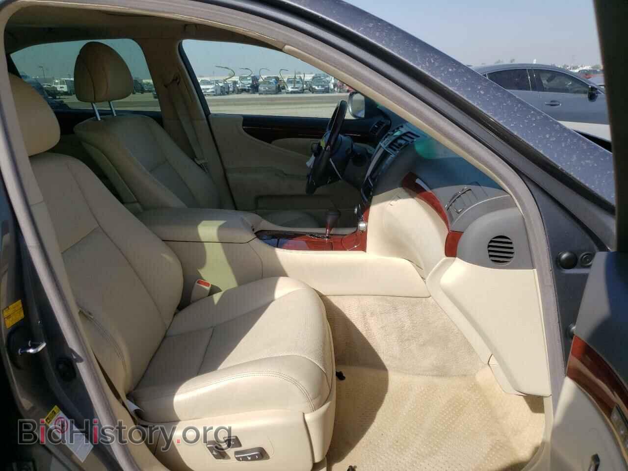 2012 LEXUS LS460 - VIN: JTHBL5EF3C5109780 - Photo 5