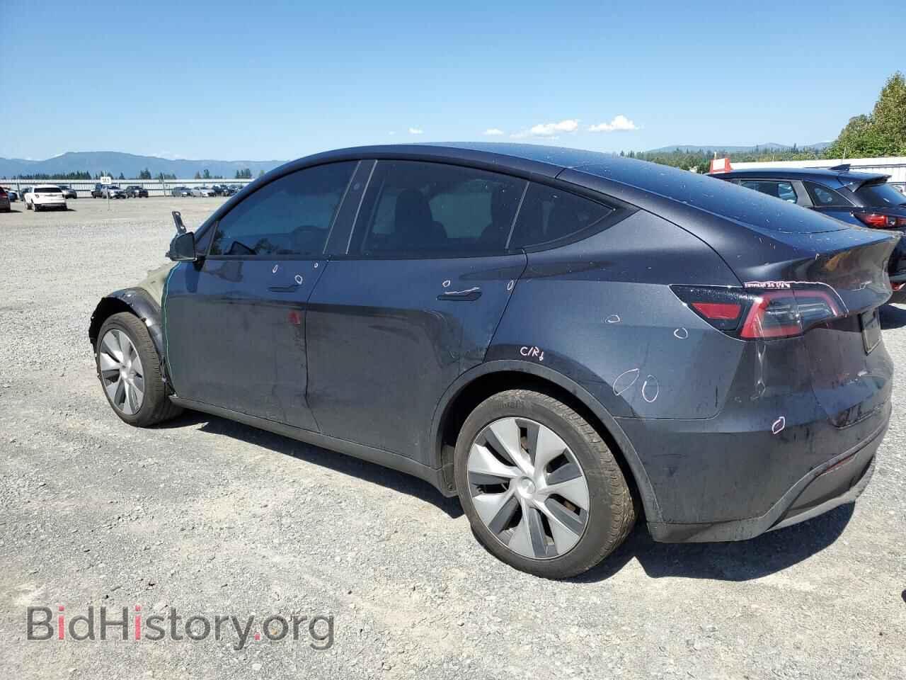 2024 TESLA MODEL Y - VIN: 7SAYGDEE2RF064343 - Photo 2