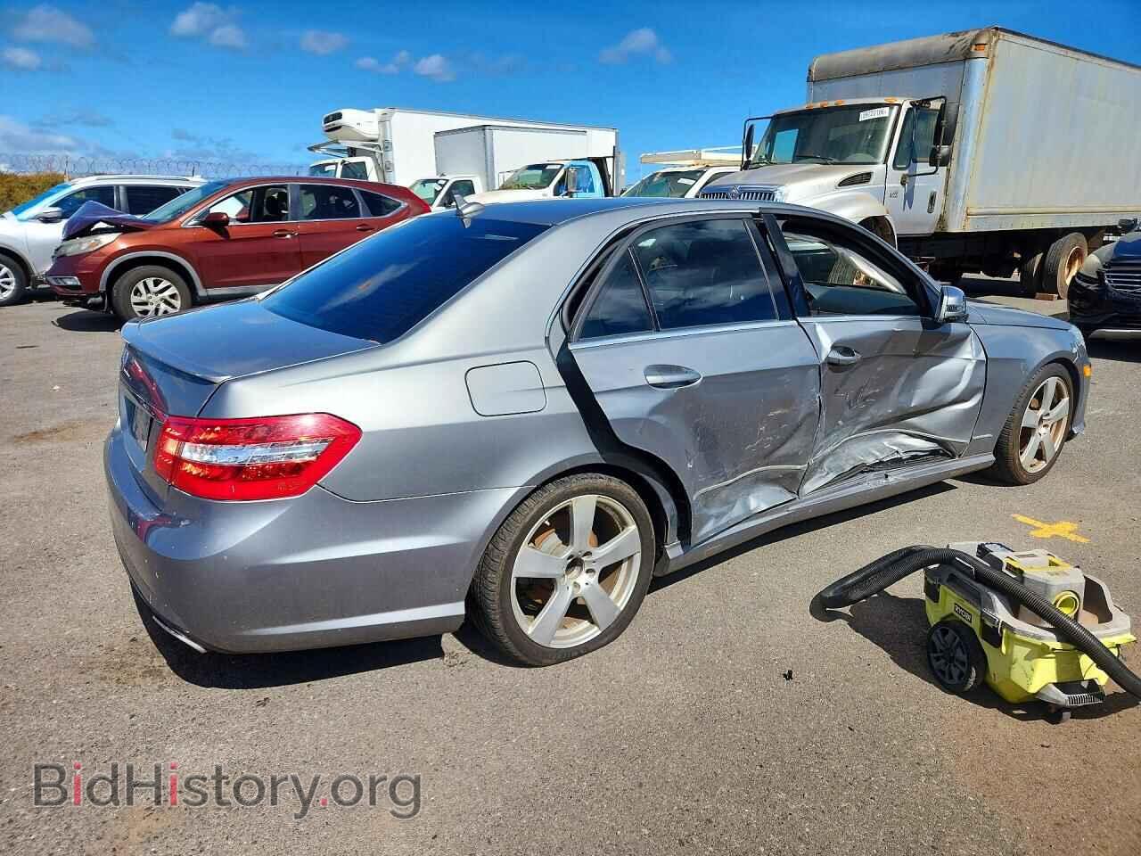2011 MERCEDES-BENZ E-CLASS - VIN: WDDHF5GB2BA263972 - Фото 3