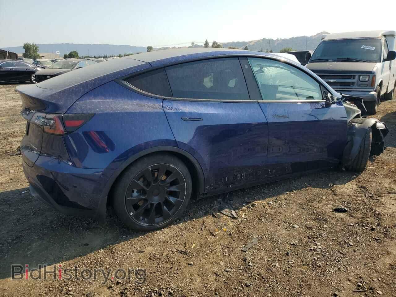 2022 TESLA MODEL Y - VIN: 7SAYGDEE0NF329058 - Photo 3