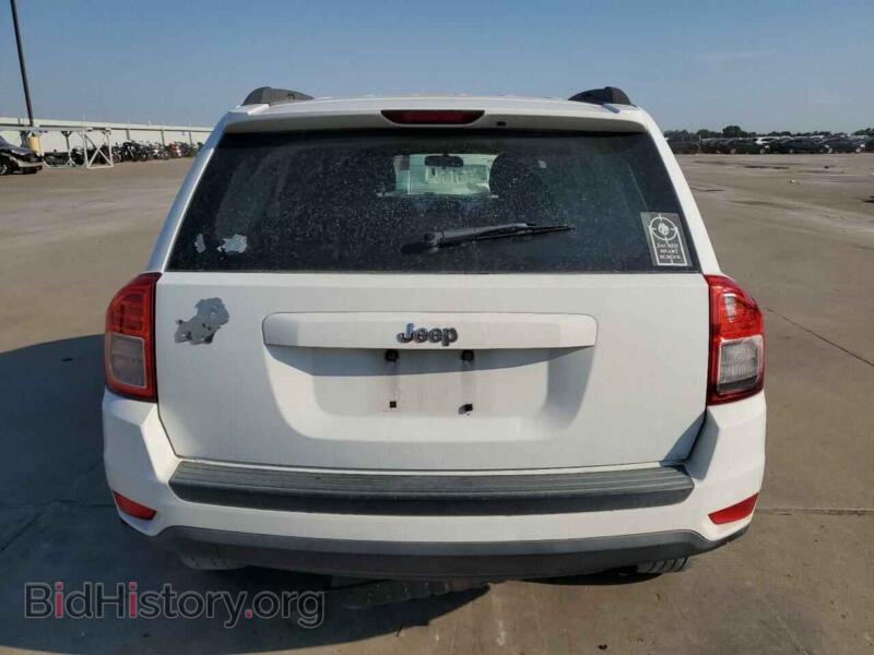 2011 Jeep COMPASS (VIN 1J4NT1FA1BD290001) — фото 6 из 13