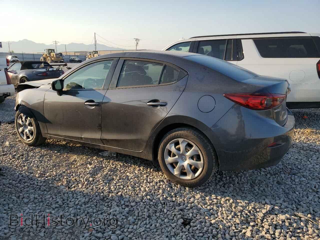 2016 MAZDA 3 - VIN: JM1BM1T79G1297530 - Фото 2