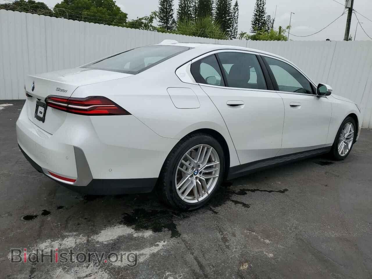 2024 BMW 5 SERIES - VIN: WBA43FJ02RCP86211 - Фото 3