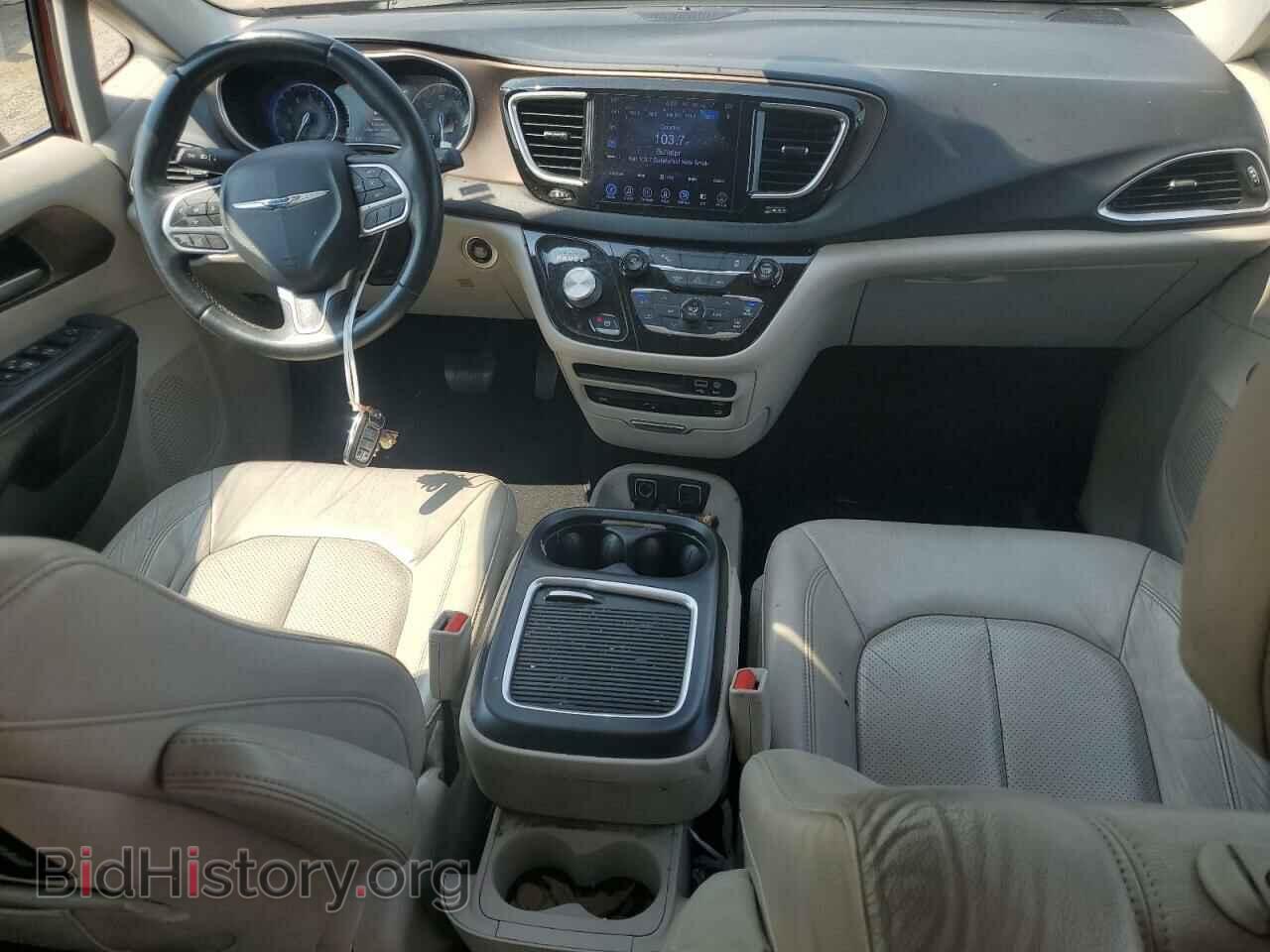 2017 CHRYSLER PACIFICA - VIN: 2C4RC1EG3HR653014 - Photo 8