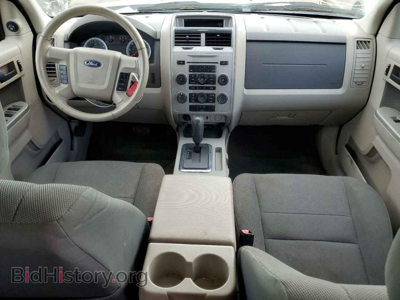 2010 FORD ESCAPE - VIN: 1FMCU0D79AKB08157 - Фото 8