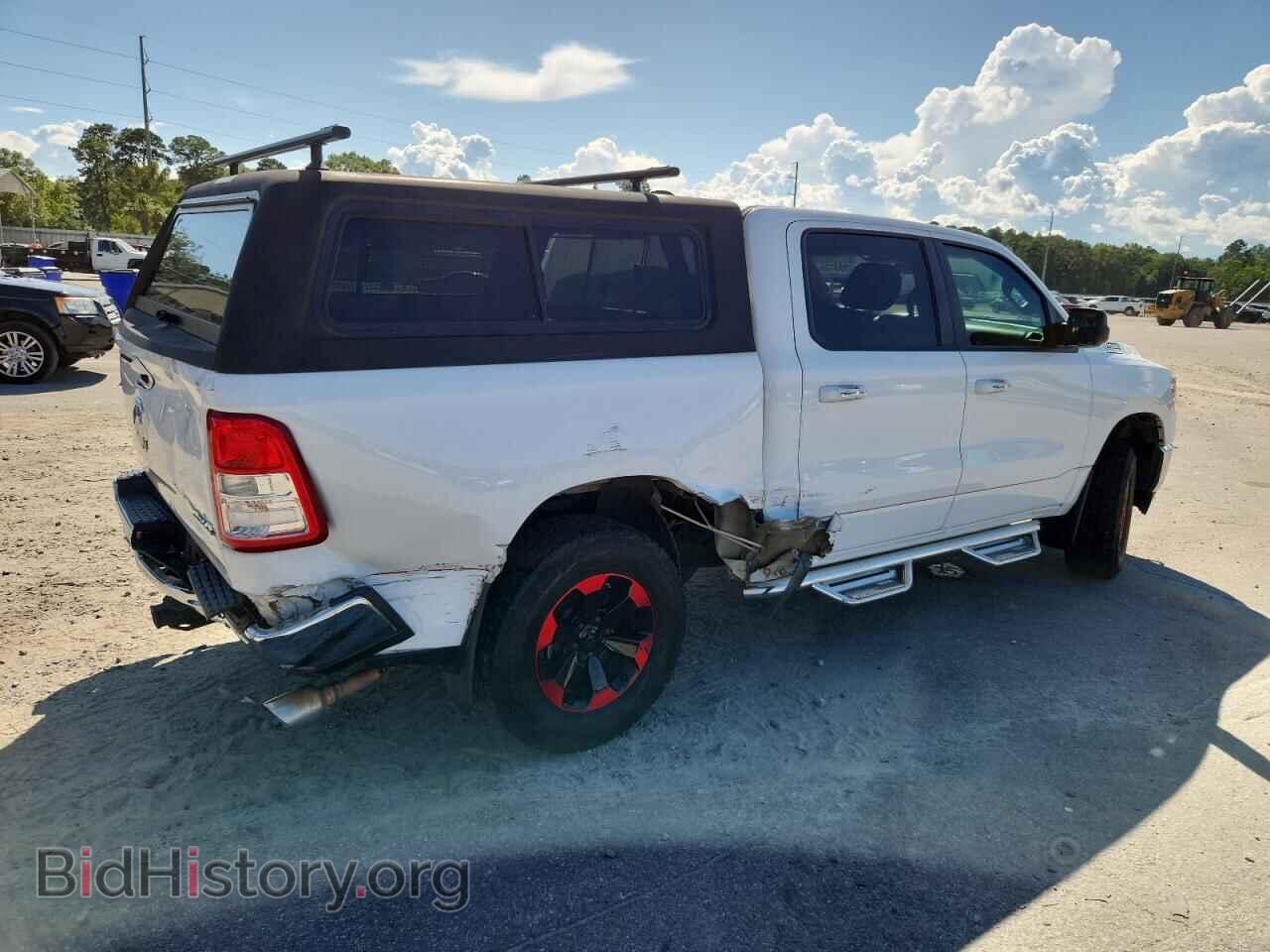 2020 RAM 1500 - VIN: 1C6SRFFM2LN248552 - Фото 3