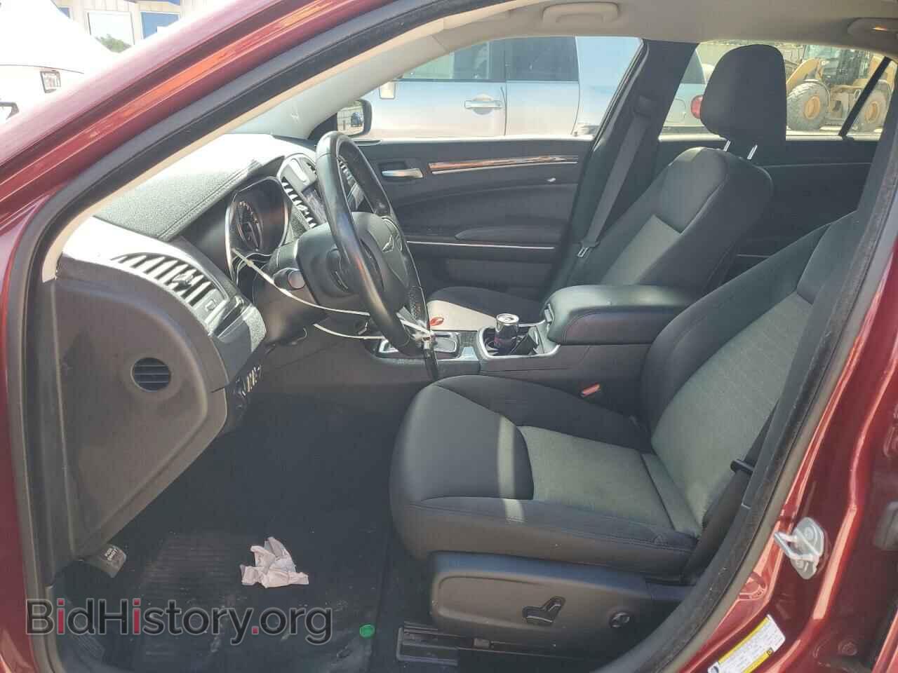 2019 CHRYSLER 300 - VIN: 2C3CCAAG9KH729042 - Фото 7
