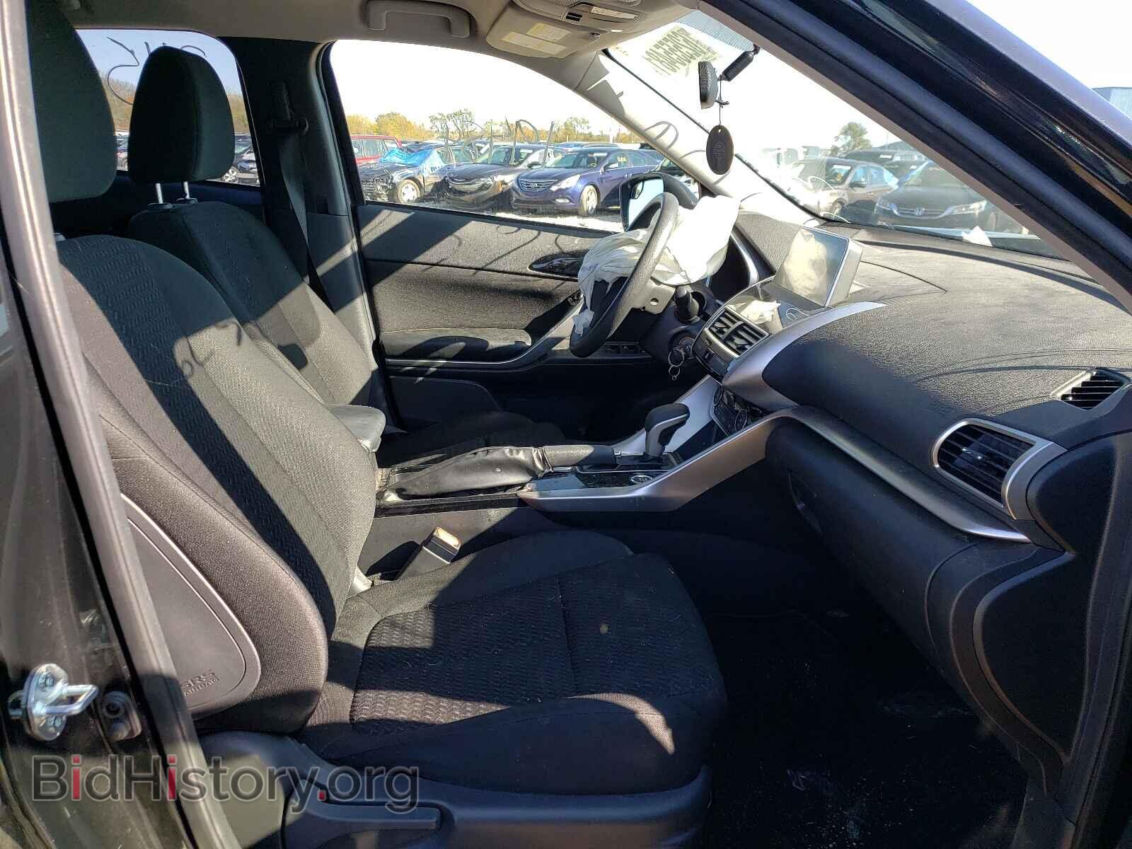 2018 MITSUBISHI ECLIPSE - VIN: JA4AT4AA8JZ064546 - Photo 5