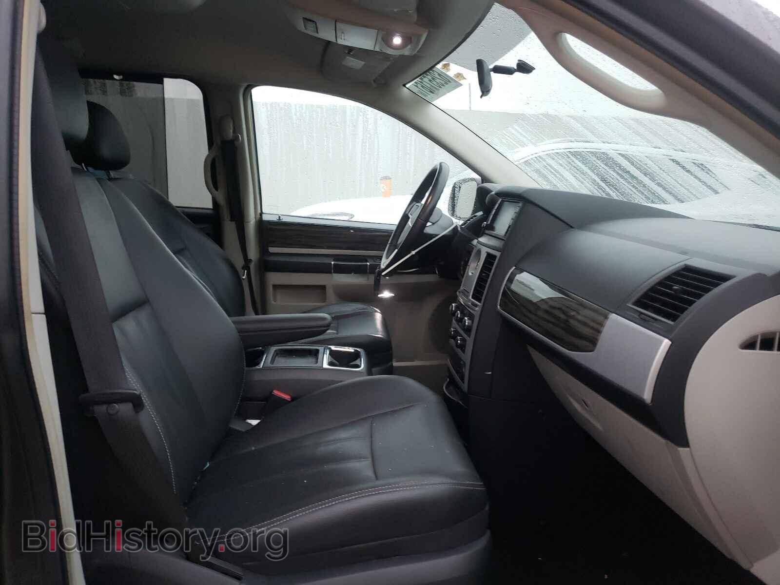 2010 CHRYSLER MINIVAN - VIN: 2A4RR5D14AR299152 - Фото 5