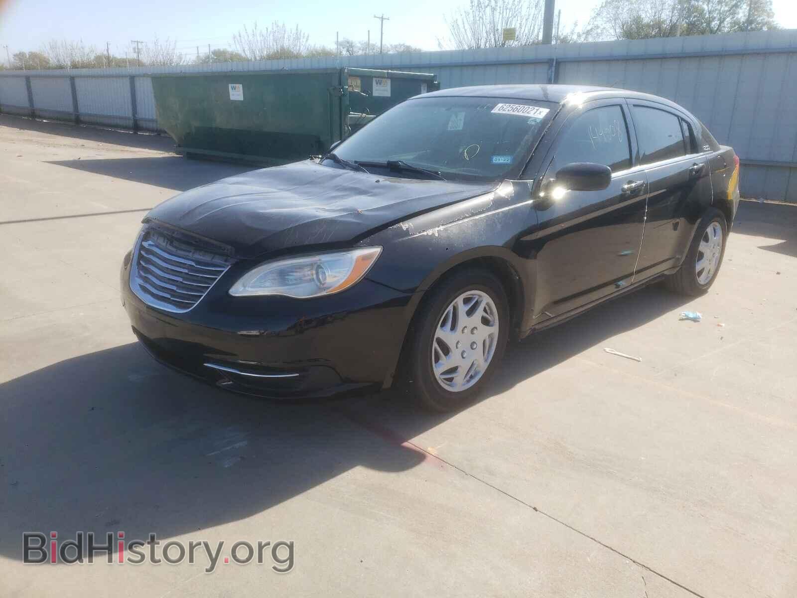 2012 CHRYSLER 200 - VIN: 1C3CCBAB0CN152338 - Фото 2