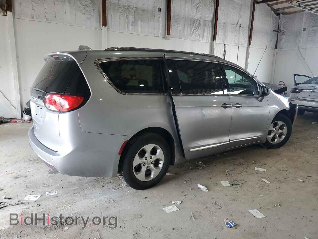 2017 CHRYSLER PACIFICA - VIN: 2C4RC1EG0HR782215 - Фото 3