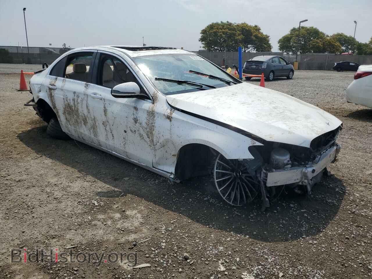 2017 MERCEDES-BENZ E-CLASS - VIN: WDDZF4JB3HA068561 - Фото 4