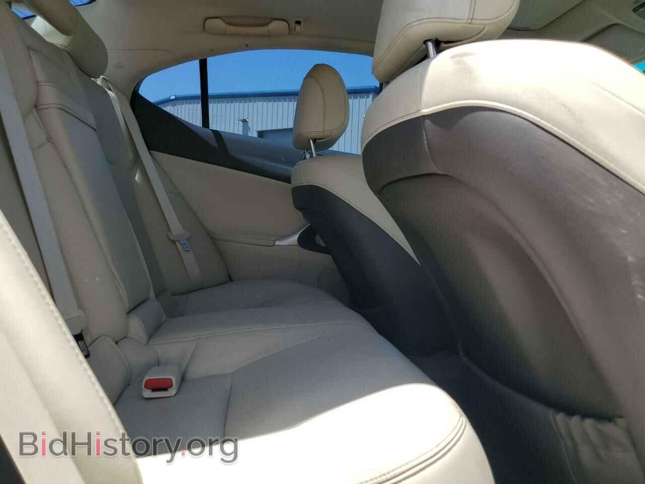 2011 LEXUS IS - VIN: JTHBF5C28B5150072 - Photo 10
