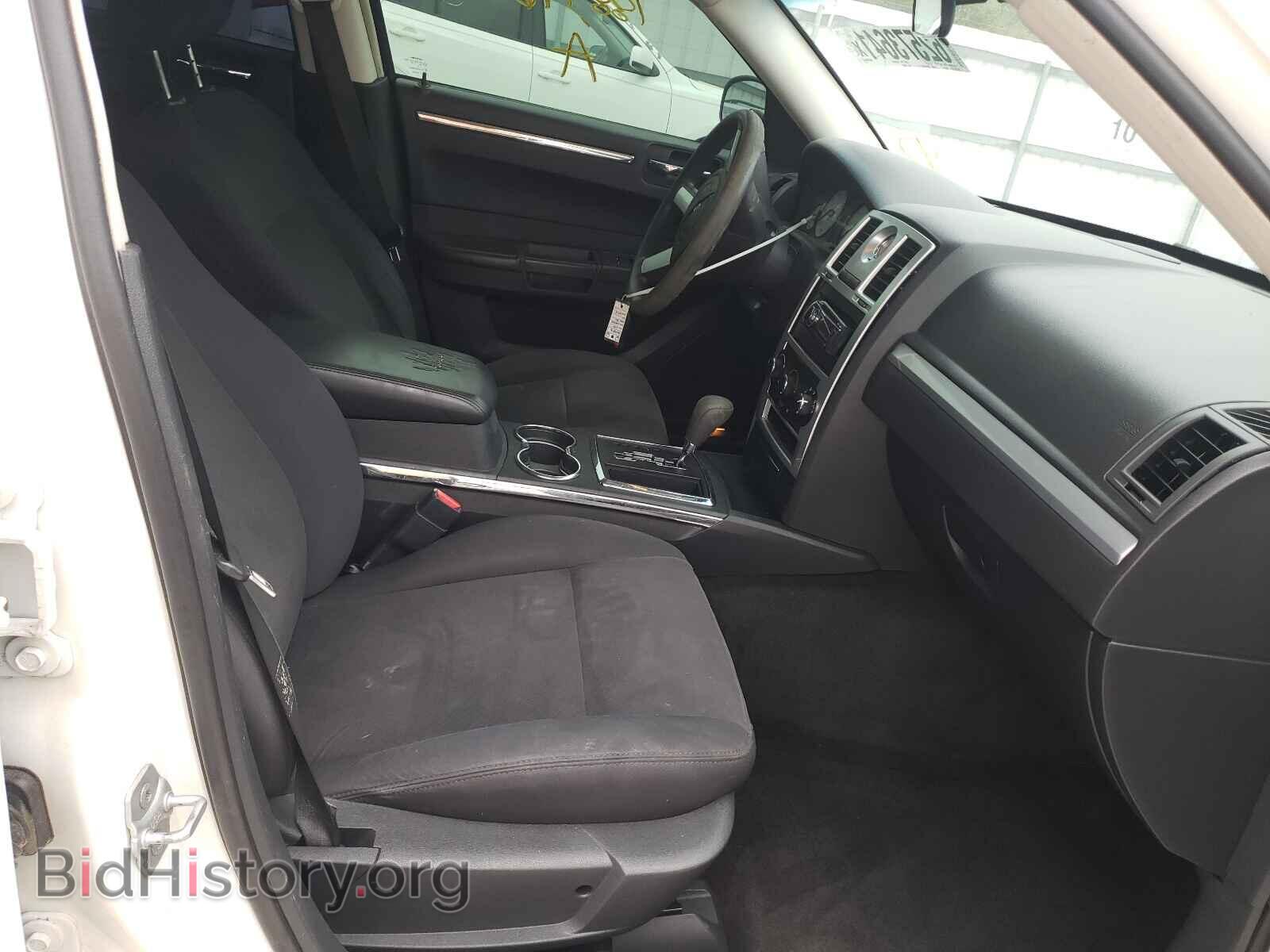 2010 CHRYSLER 300 - VIN: 2C3CA4CD4AH198972 - Фото 5