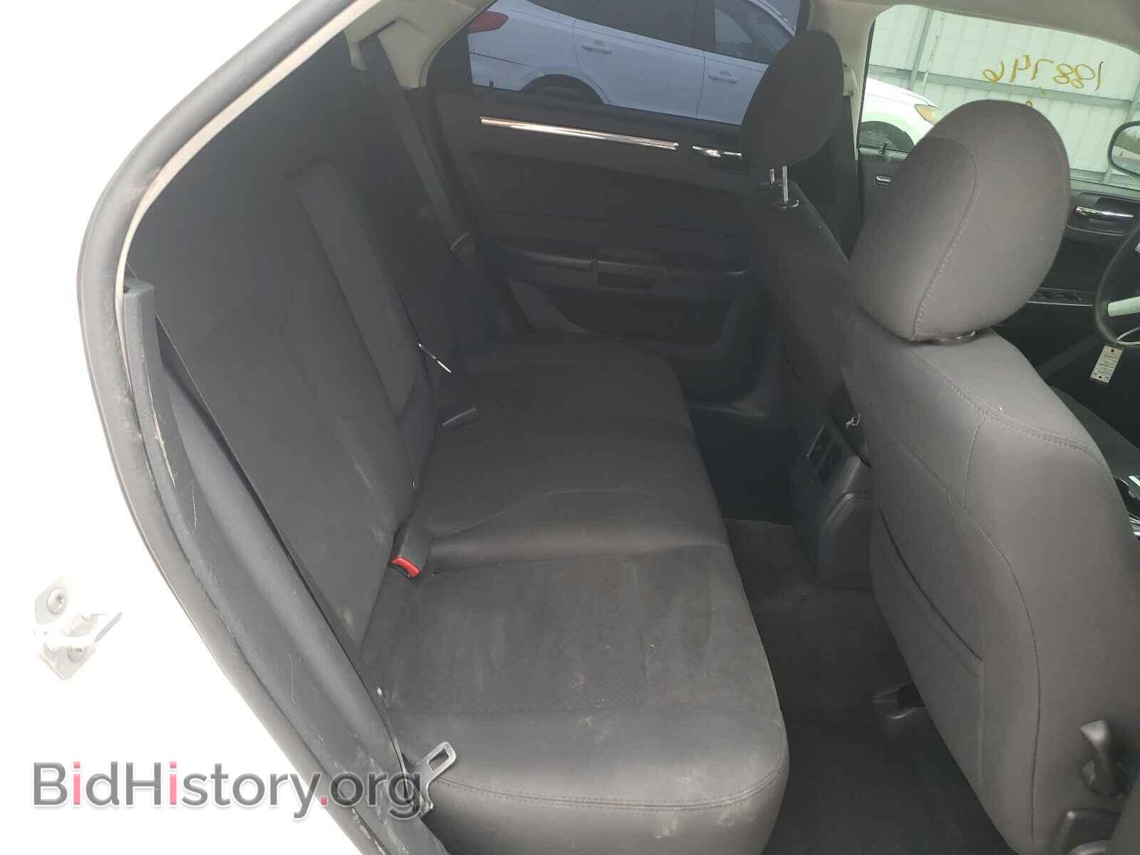 2010 CHRYSLER 300 - VIN: 2C3CA4CD4AH198972 - Фото 6