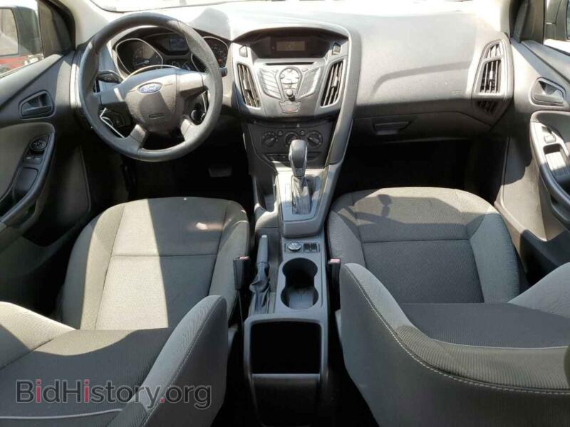 2012 Ford FOCUS (VIN 1FAHP3E26CL216843) — фото 8 из 14