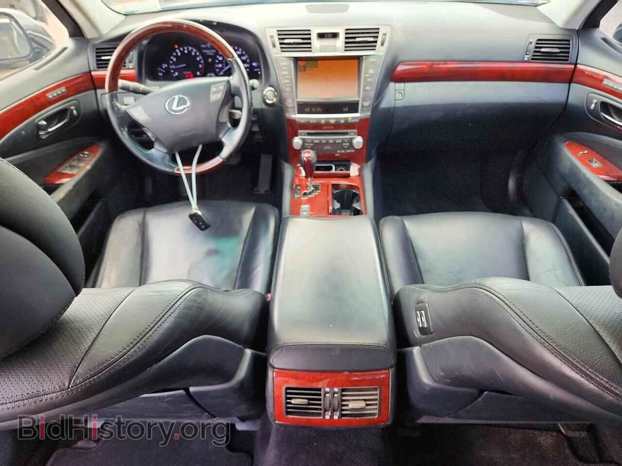 2011 LEXUS LS460 - VIN: JTHGL5EF7B5043593 - Photo 8