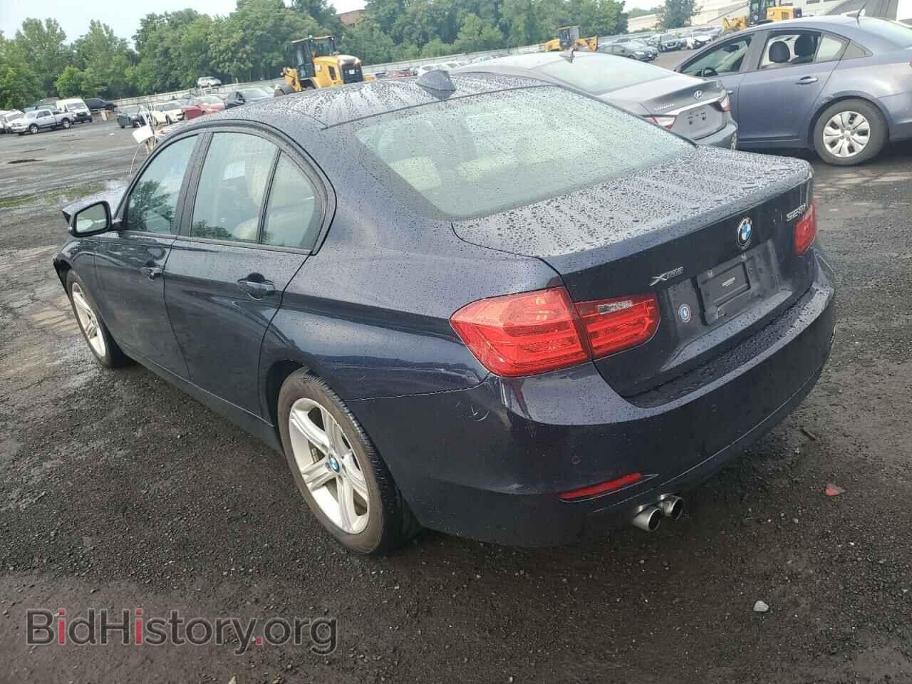 2015 BMW 3 SERIES - VIN: WBA3B5C59FF963090 - Фото 2