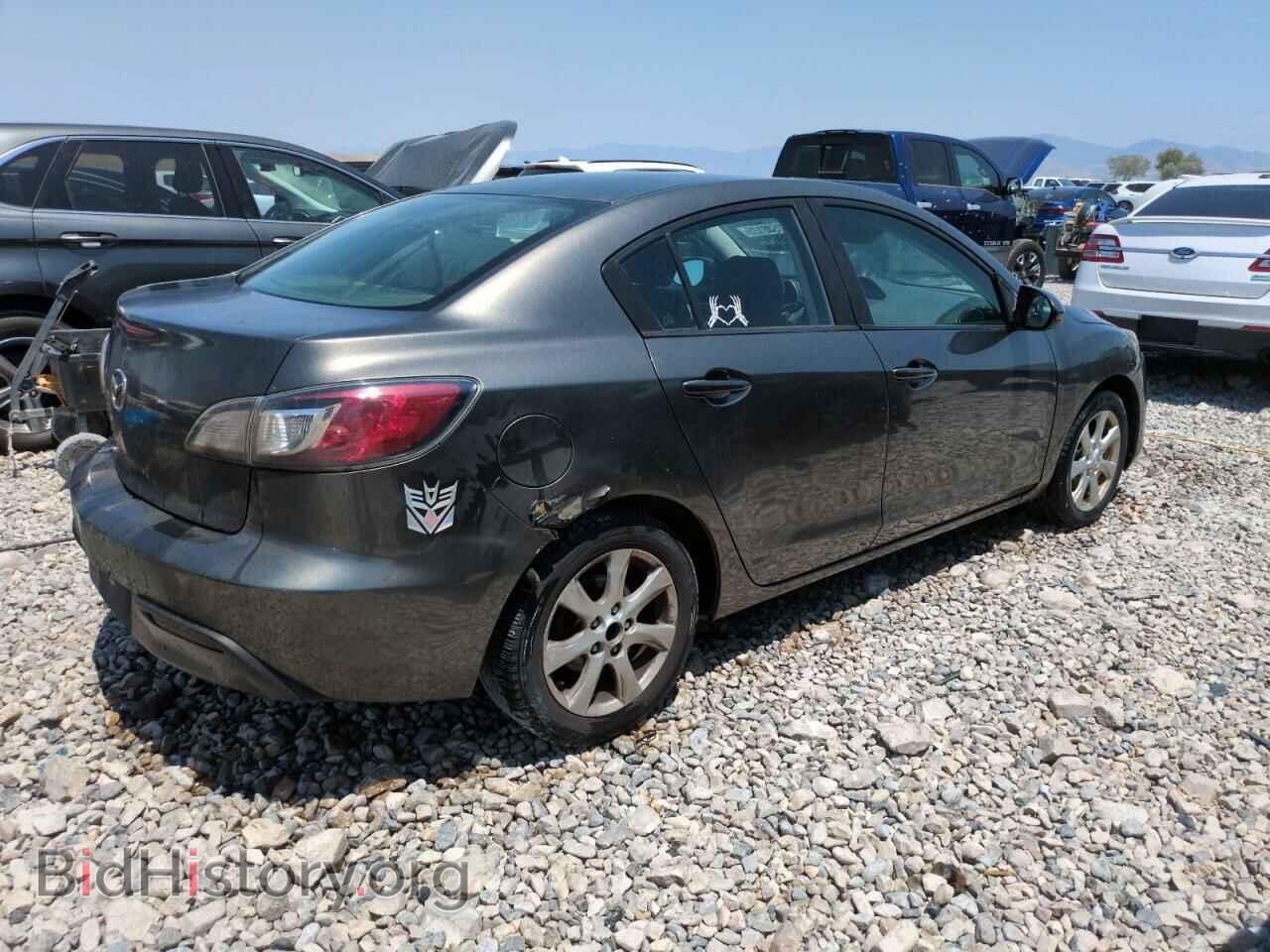 2011 MAZDA 3 - VIN: JM1BL1VF1B1447839 - Фото 3