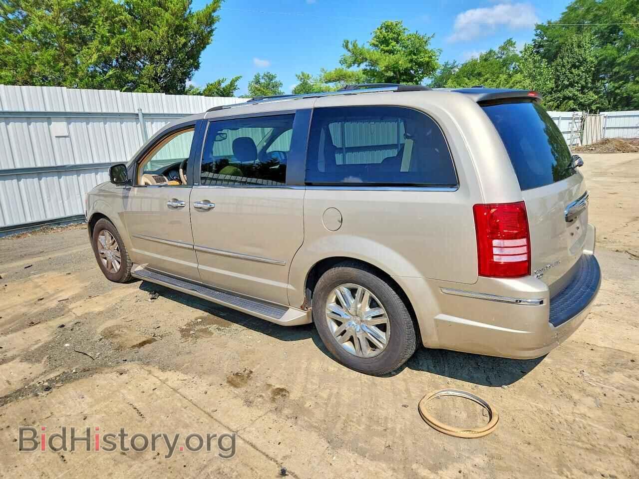 2009 CHRYSLER MINIVAN - VIN: 2A8HR64X79R635456 - Photo 2