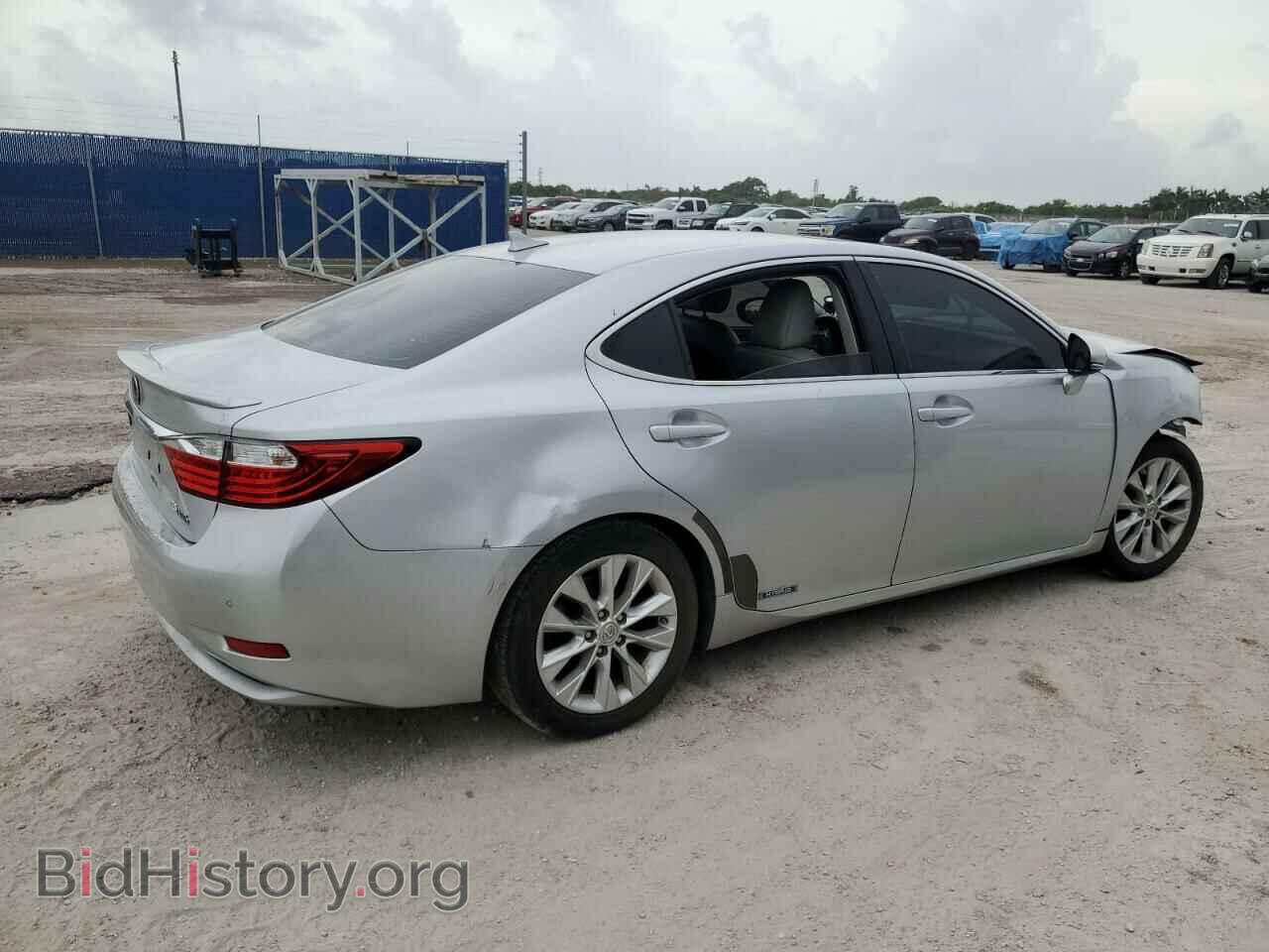 2014 LEXUS ES300 - VIN: JTHBW1GG5E2075352 - Фото 3