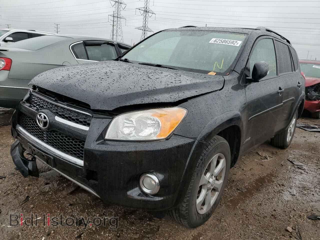 2011 TOYOTA RAV4 - VIN: 2T3YF4DV0BW065749 - Фото 2