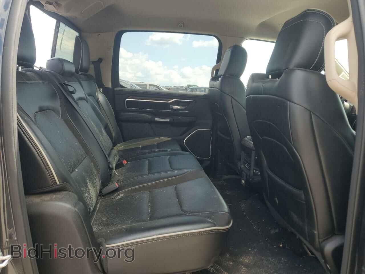 2019 RAM 1500 - VIN: 1C6SRFJT8KN555267 - Фото 10
