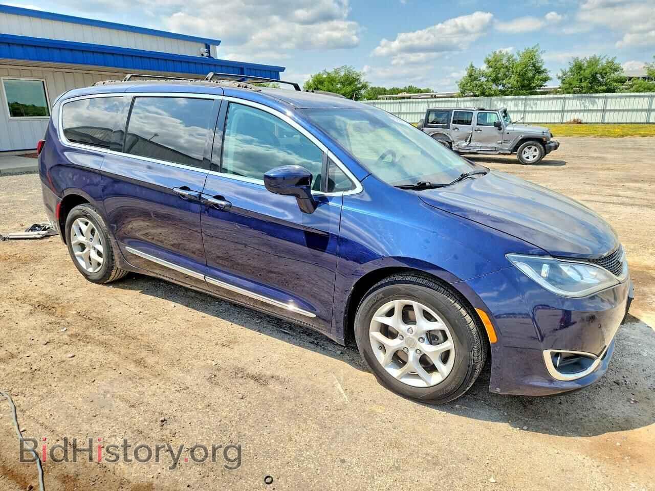2017 CHRYSLER PACIFICA - VIN: 2C4RC1EG5HR634898 - Photo 4