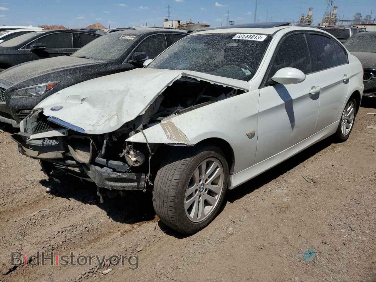 Photo WBAVB13596PT09038 - BMW 3 SERIES 2006