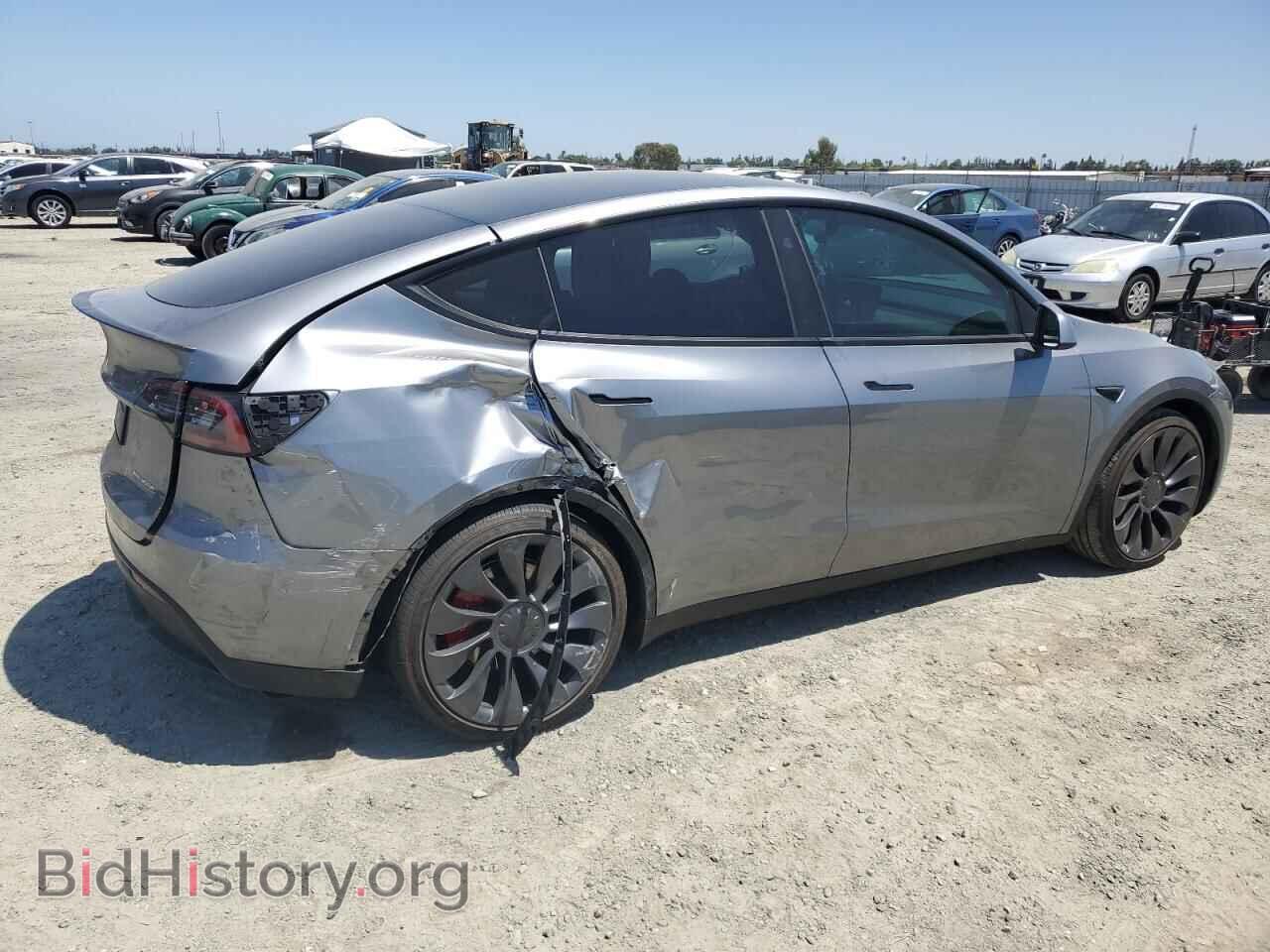 2024 TESLA MODEL Y - VIN: 7SAYGDEF2RF152091 - Фото 3