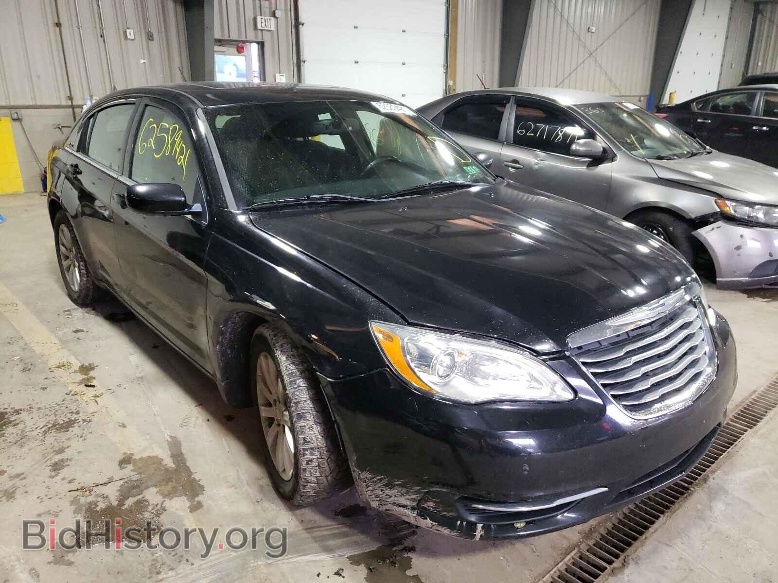 Photo 1C3BC1FG5BN624445 - CHRYSLER 200 2011