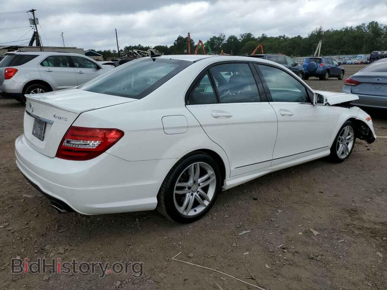 2013 MERCEDES-BENZ C-CLASS - VIN: WDDGF8AB5DR297012 - Фото 3