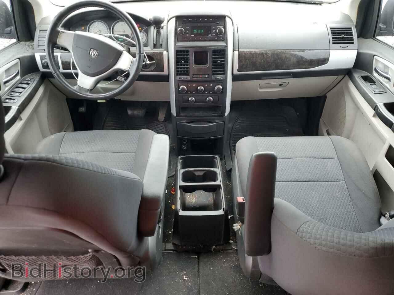 2010 DODGE CARAVAN - VIN: 2D4RN5D18AR180329 - Фото 8