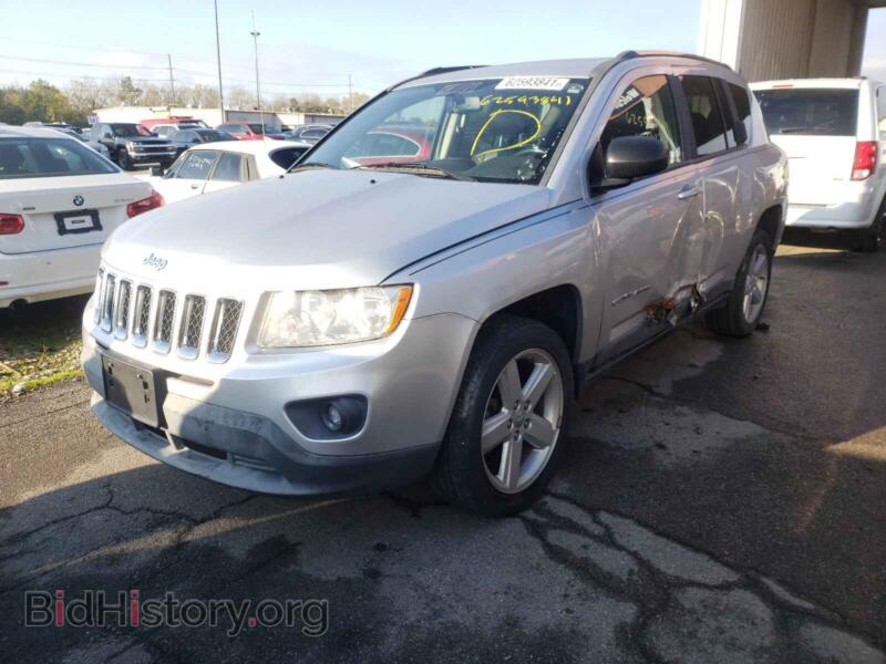 2011 Jeep COMPASS (VIN 1J4NF5FB8BD257536) — фото 2 из 10
