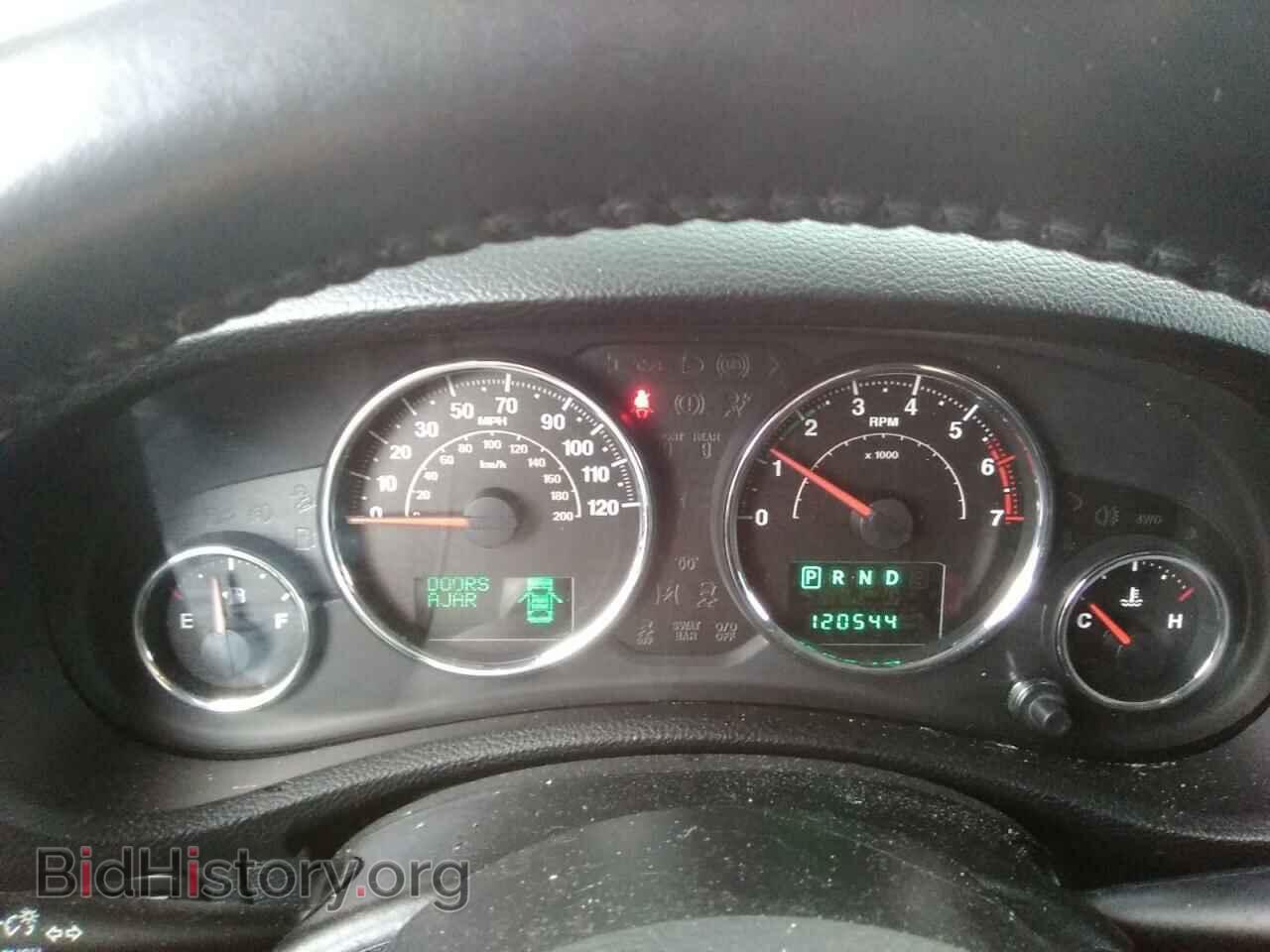 2011 JEEP WRANGLER - VIN: 1J4HA6D15BL560128 - Фото 9
