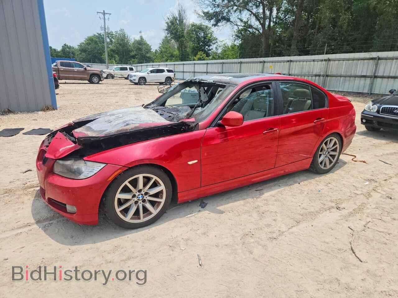 Photo WBAPH7C52BE723620 - BMW 3 SERIES 2011