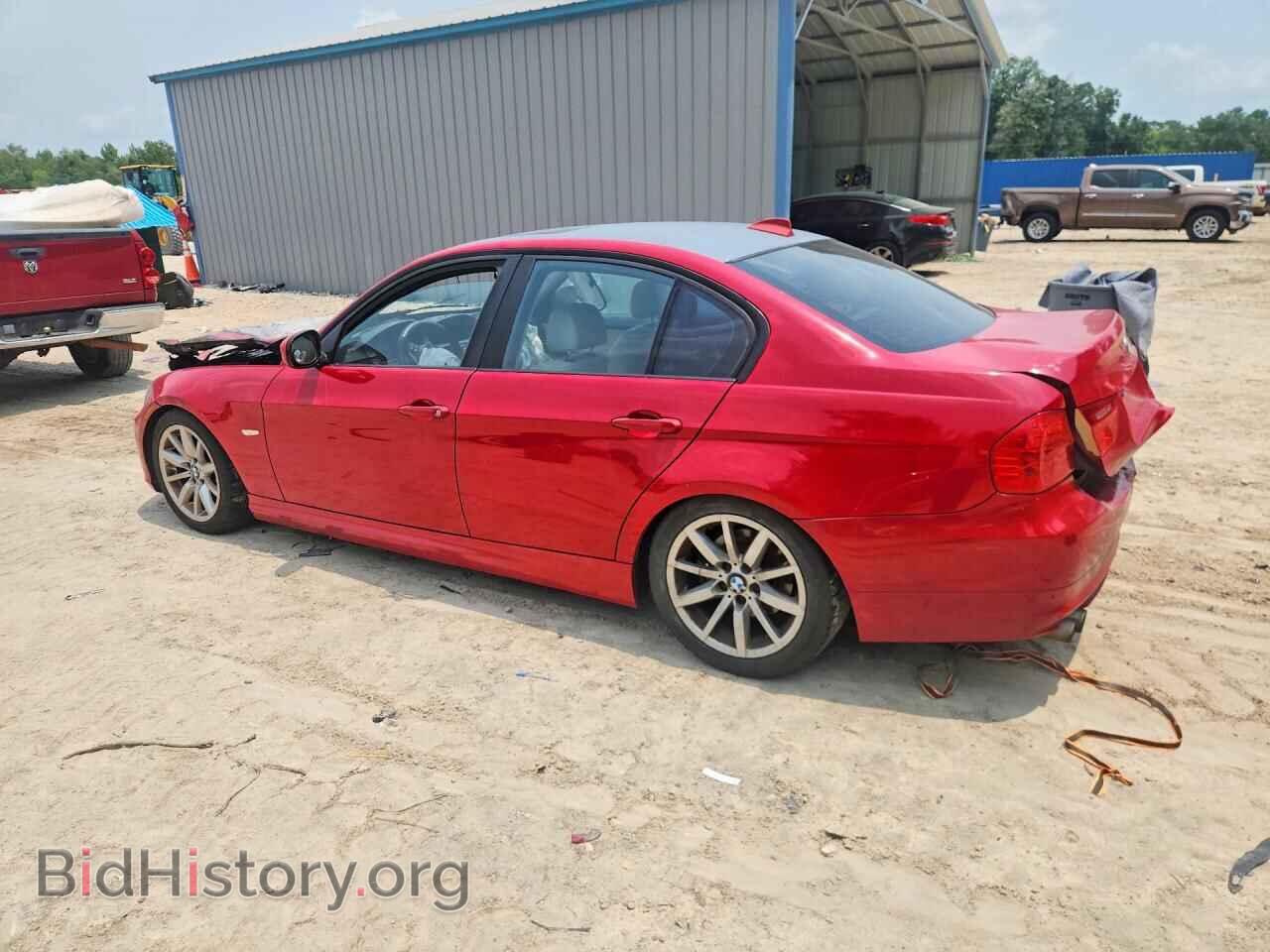 2011 BMW 3 SERIES - VIN: WBAPH7C52BE723620 - Photo 2