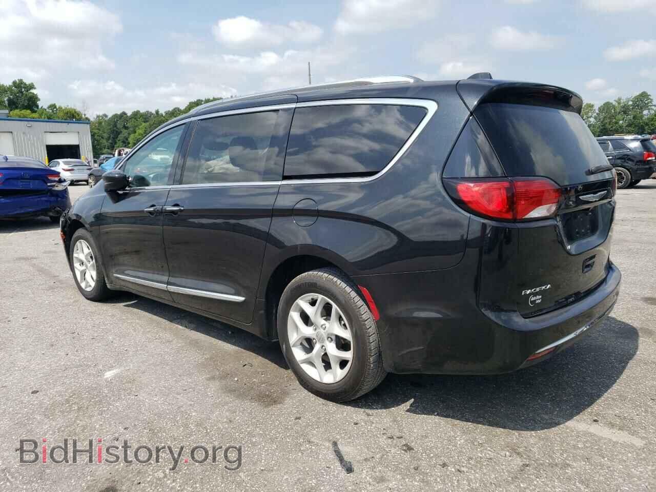 2017 CHRYSLER PACIFICA - VIN: 2C4RC1EG7HR759725 - Photo 2