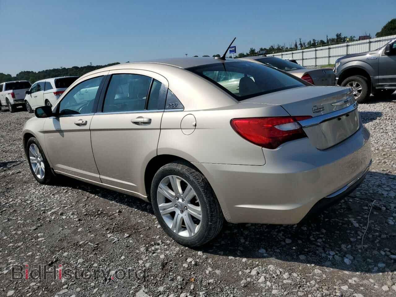2013 CHRYSLER 200 - VIN: 1C3CCBBB8DN578570 - Фото 2