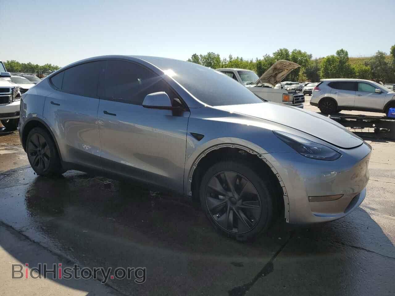 2024 TESLA MODEL Y - VIN: 7SAYGDEE8RA306842 - Фото 4