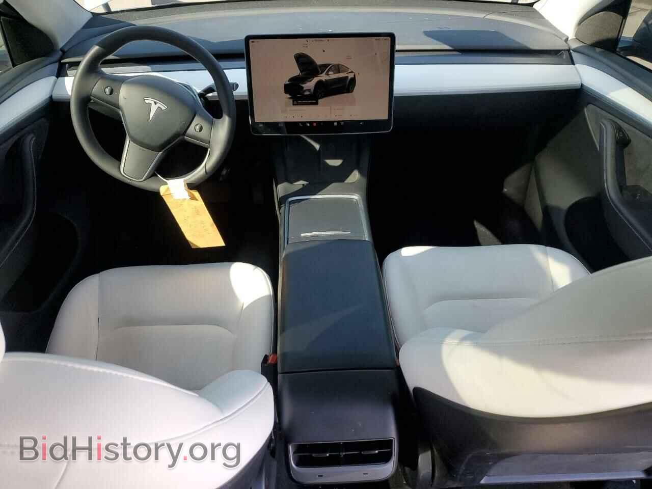 2024 TESLA MODEL Y - VIN: 7SAYGDEE8RA306842 - Фото 8
