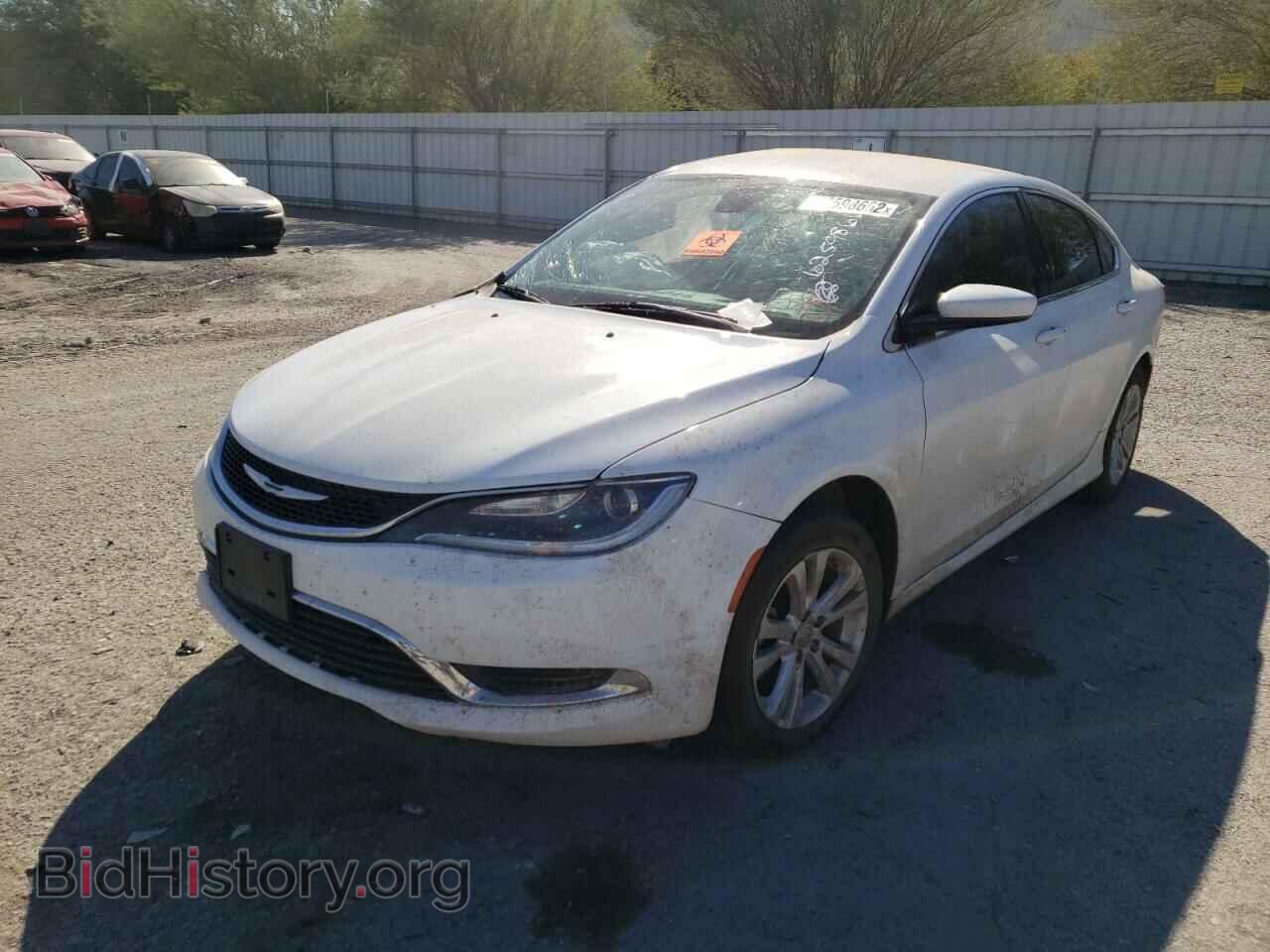 2015 CHRYSLER 200 - VIN: 1C3CCCAB6FN637559 - Фото 2