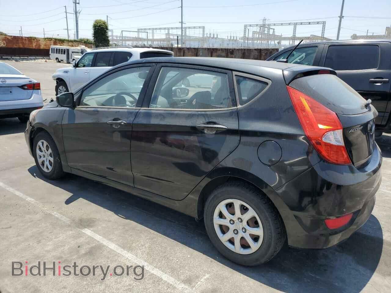 2013 HYUNDAI ACCENT - VIN: KMHCT5AE6DU107060 - Фото 2
