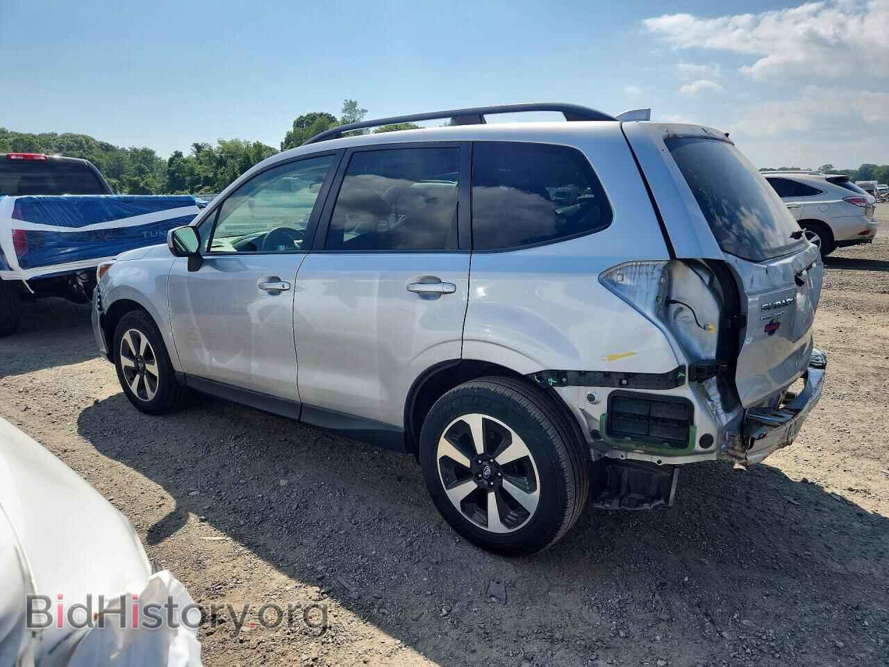 2018 SUBARU FORESTER - VIN: JF2SJAEC0JH563696 - Фото 2