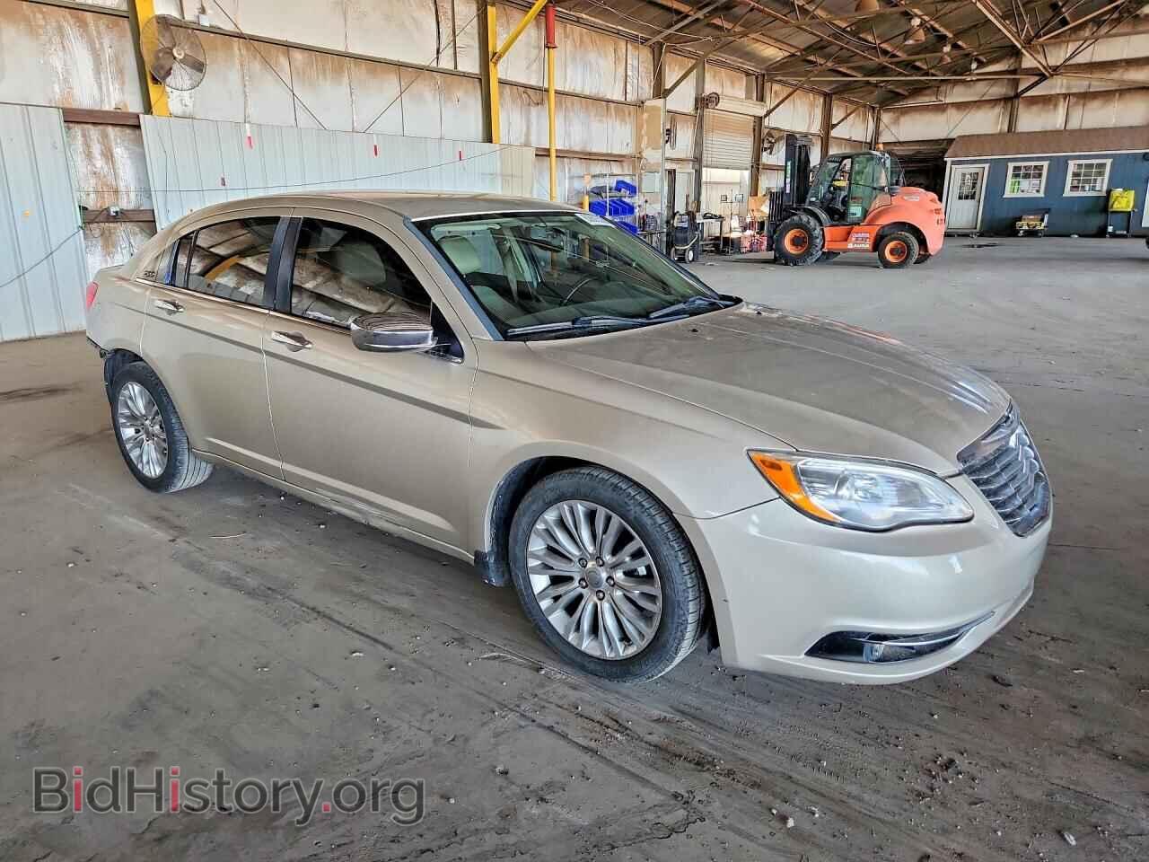 2013 CHRYSLER 200 - VIN: 1C3CCBCG6DN711109 - Photo 4